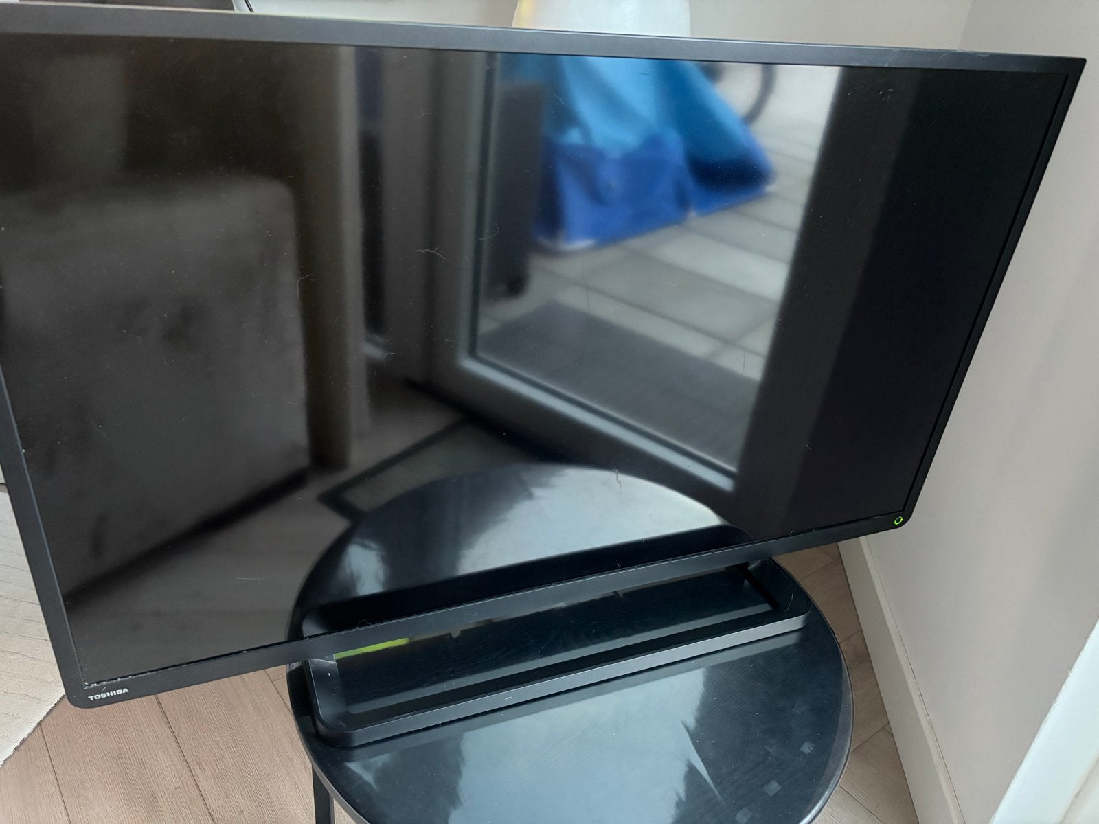 Toshiba 40L2433D LCD TV - 100 cm, Full HD, Ophalen, 50 Hz, LCD, 100 cm of meer