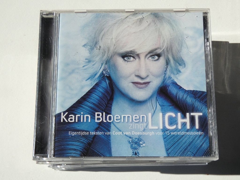 Karin Bloemen – Licht, Verzenden, Gebruikt, Levenslied of Smartlap