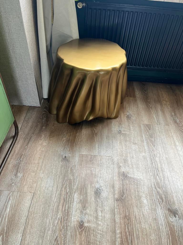 Gouden bijzettafel Chabot, Huis en Inrichting, Tafels | Bijzettafels, 45 tot 60 cm, Metaal of Aluminium, Rond, Nieuw