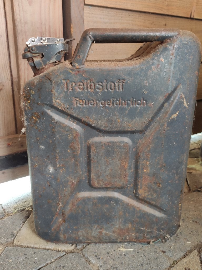 Duitse Wehrmacht Jerrycan    2 stuks, Ophalen, Landmacht, Nederland