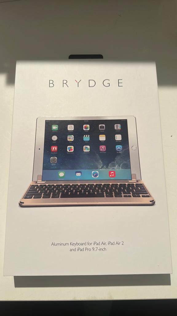 Brydge Aluminium Toetsenbord voor iPad Air/Pro 9.7-inch, 9 inch, Apple iPad Air, Nieuw, Ophalen of Verzenden