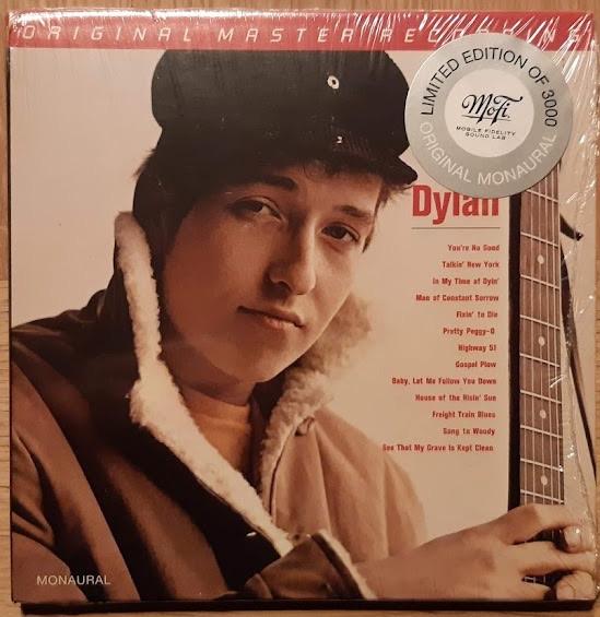 BOB DYLAN - Bob Dylan's first album ( SACD ), Ophalen of Verzenden, Zo goed als nieuw, Singer-songwriter