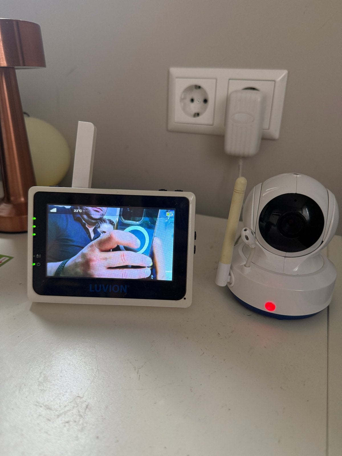 Luvion Grand Elite 3 Connect Babyfoon met Camera, Ophalen, Gebruikt, 250 meter of meer, Camera