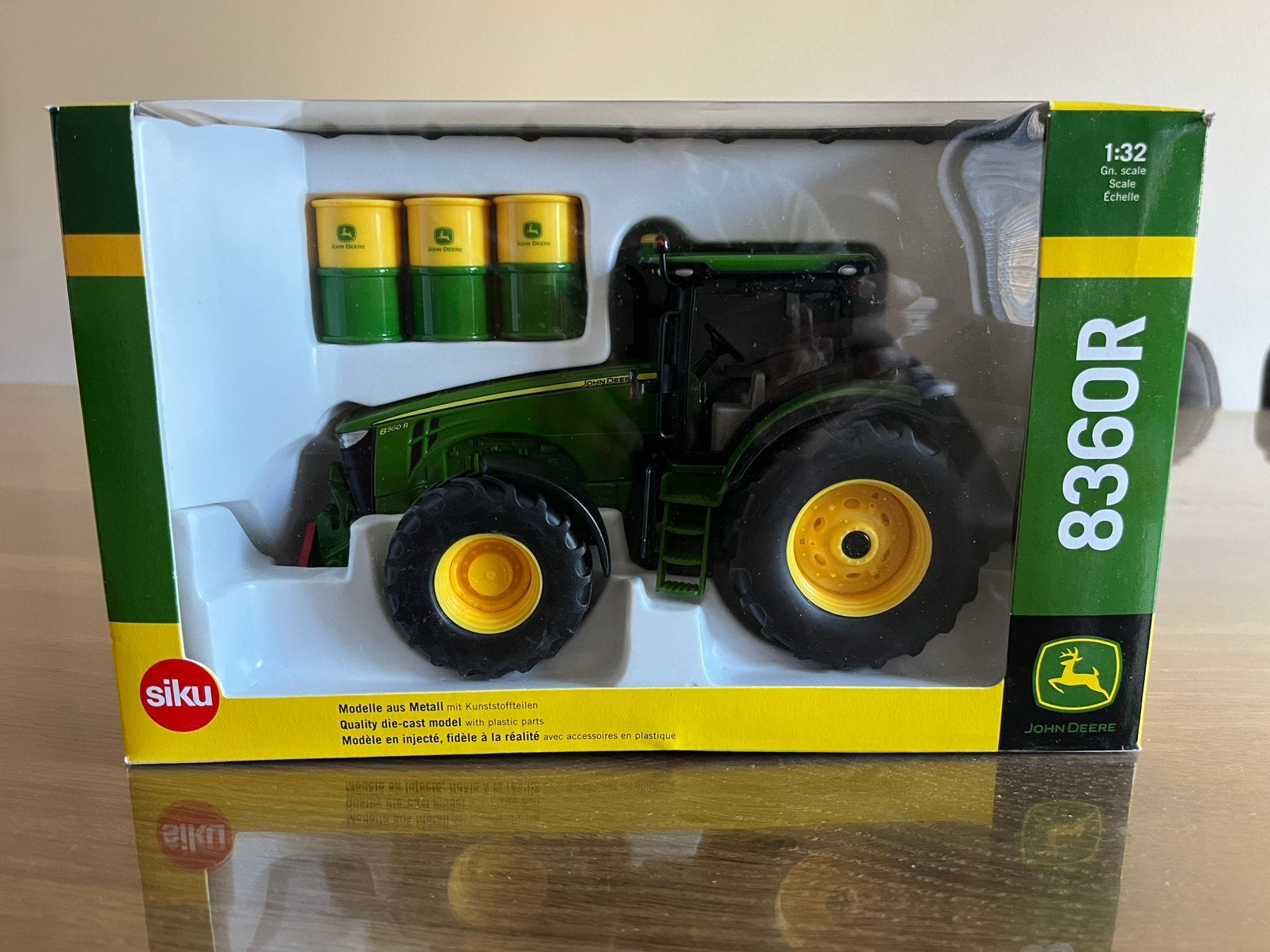 John Deere 8360 R tractor speciale uitgave Siku 3272 nieuw, Hobby en Vrije tijd, Ophalen of Verzenden, Nieuw, Tractor of Landbouw
