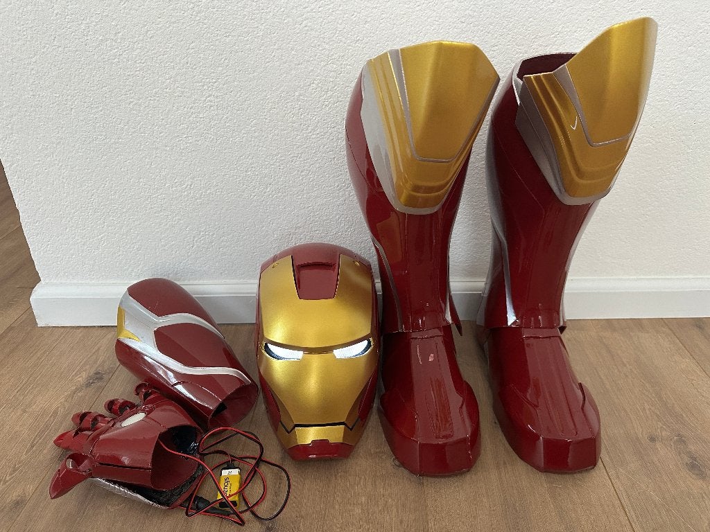 Iron Man Helm + Extra's met licht en motor cosplay & display, Gebruikt, Custom, Overige typen, Onbekend