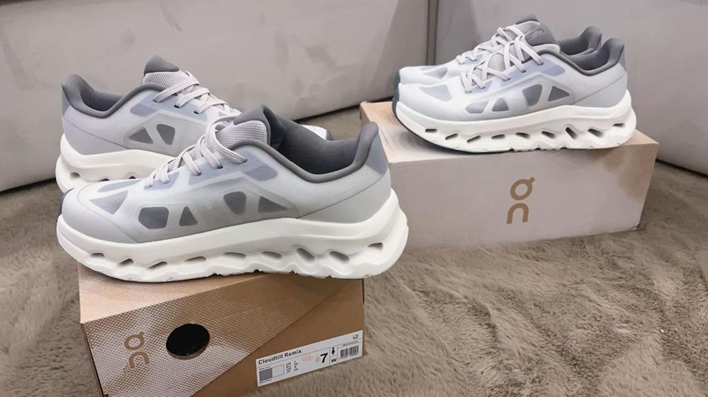 On Cloud schoennen  - wit maat 38/39, Kleding | Dames, Schoenen, Wit, Nieuw, Ophalen of Verzenden, Sneakers of Gympen