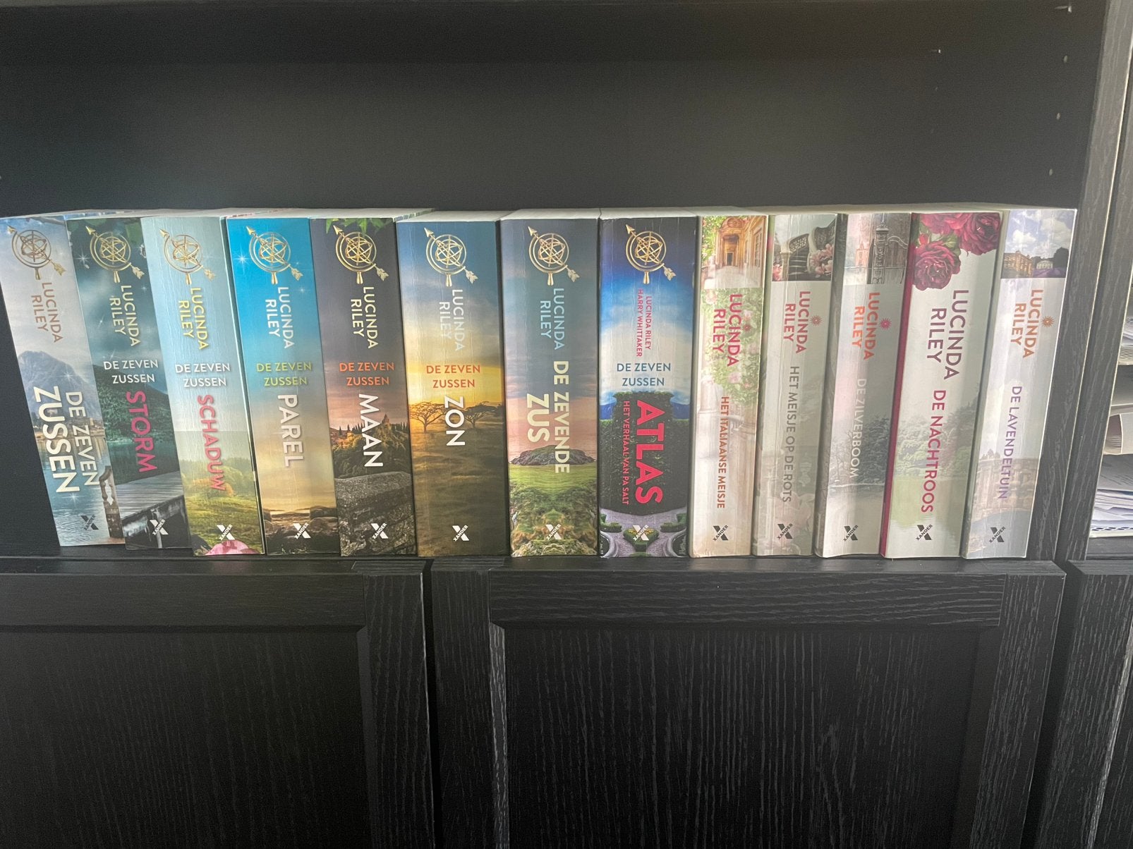 Koopje! Lucinda Riley boeken: De 7 zussen reeks + 5 anderen, Ophalen of Verzenden, Zo goed als nieuw, Lucinda Riley