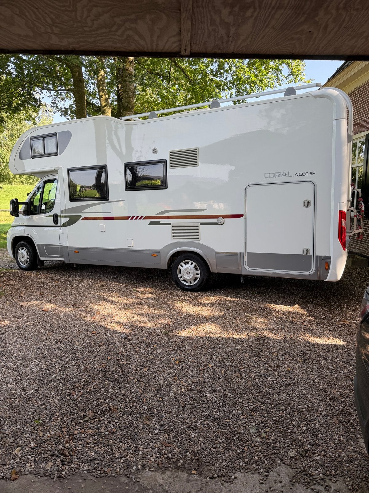 Adria Coral Camper-2012 goed onderhouden 180 pk, Caravans en Kamperen, Alkoof, Ringverwarming, Fiat, Luifel
