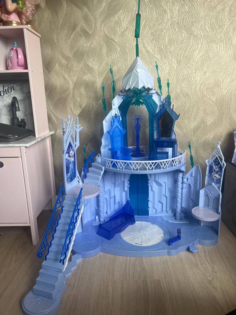 Frozen kasteel, Ophalen, Gebruikt, Poppenhuis