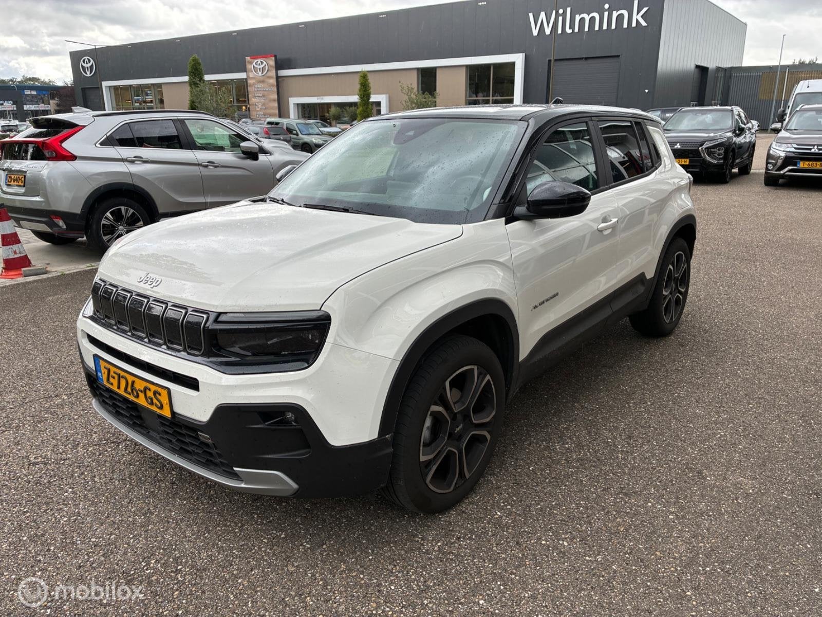 Jeep Avenger 1.2 Altitude JBL+KEYLESS+WINTERPACK, Auto's, Voorwielaandrijving, Dealer onderhouden, Gebruikt, 1199 cc