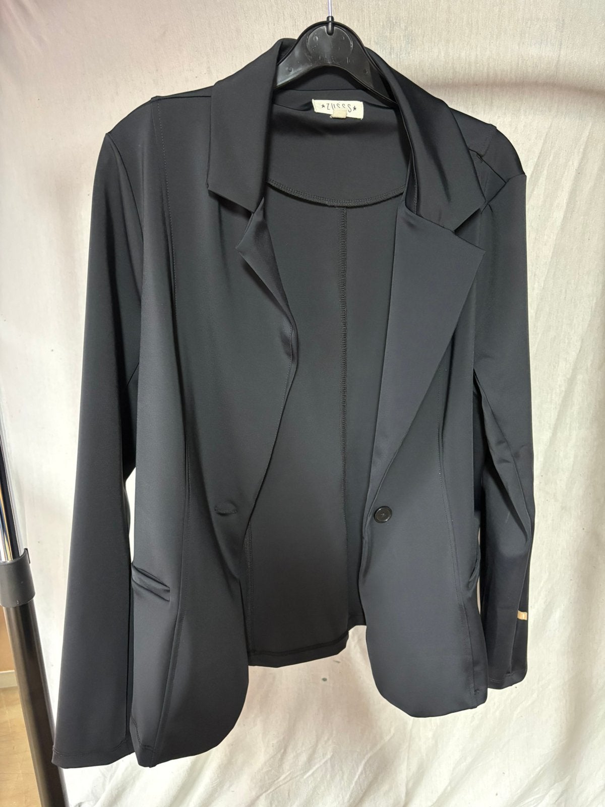 ZUSSS Blazer maat M, Ophalen of Verzenden, Zo goed als nieuw, Maat 38/40 (M), Zwart