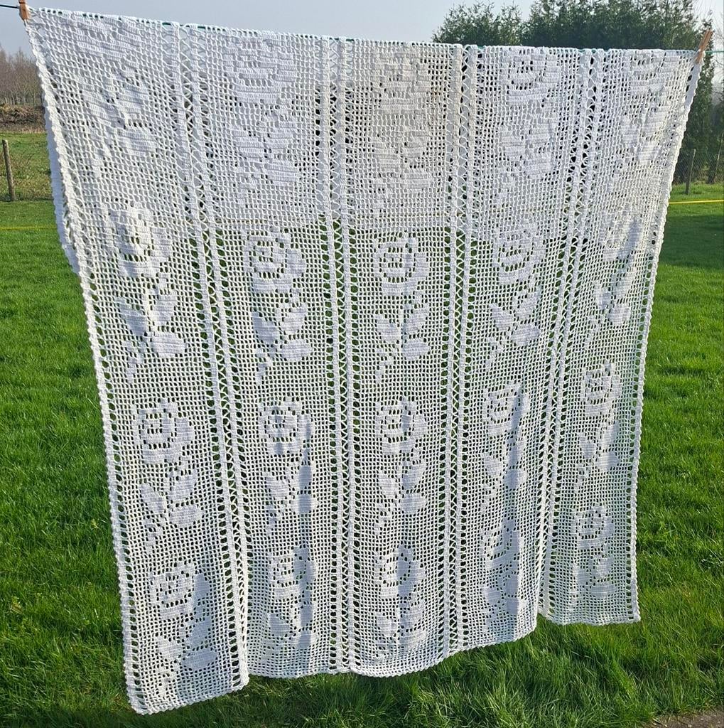 Gehaakte 1-persoons sprei, Antiek en Kunst, Ophalen of Verzenden