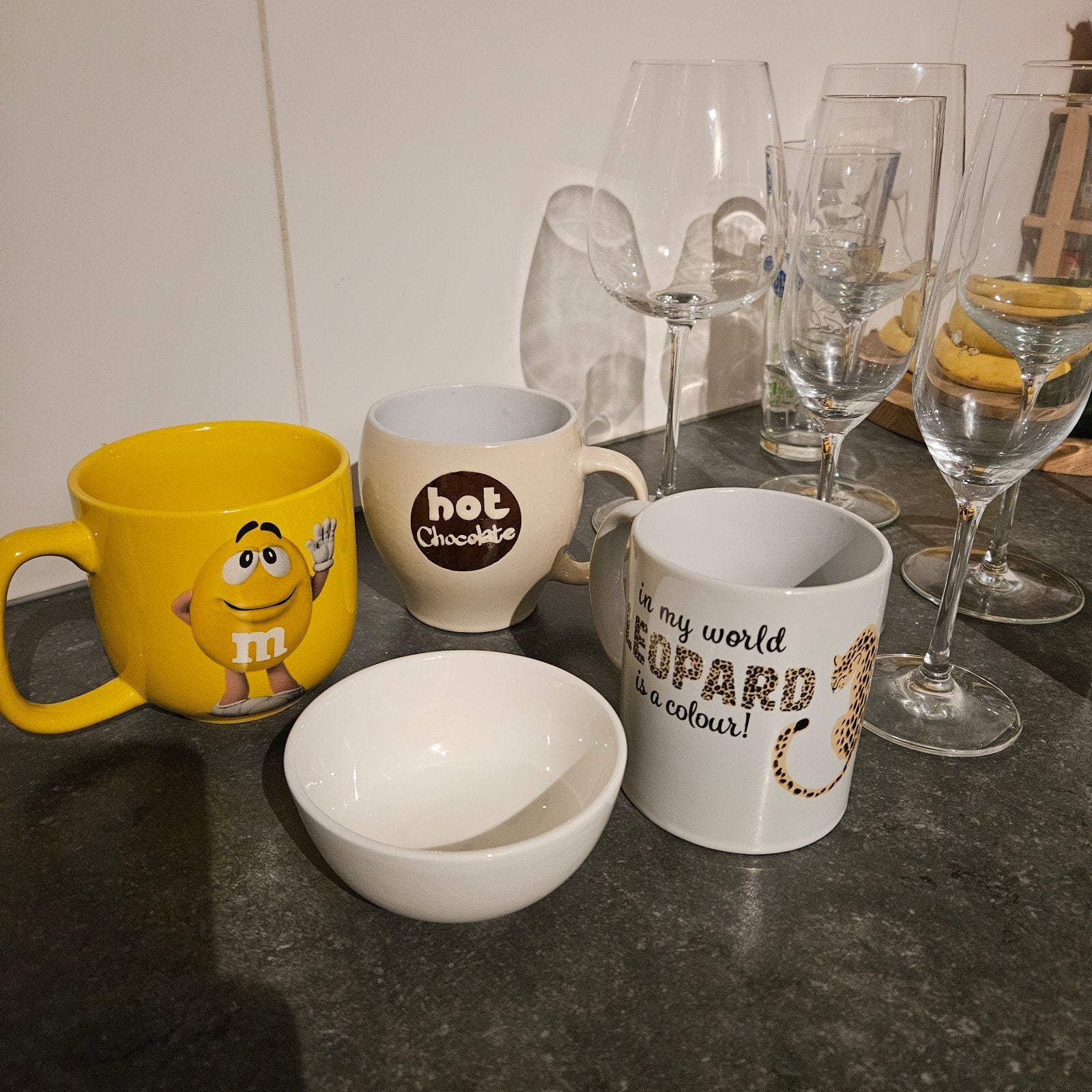 Diverse glazen en mokken gratis af te halen, Ophalen, Glas of Glazen, Gebruikt, Glas