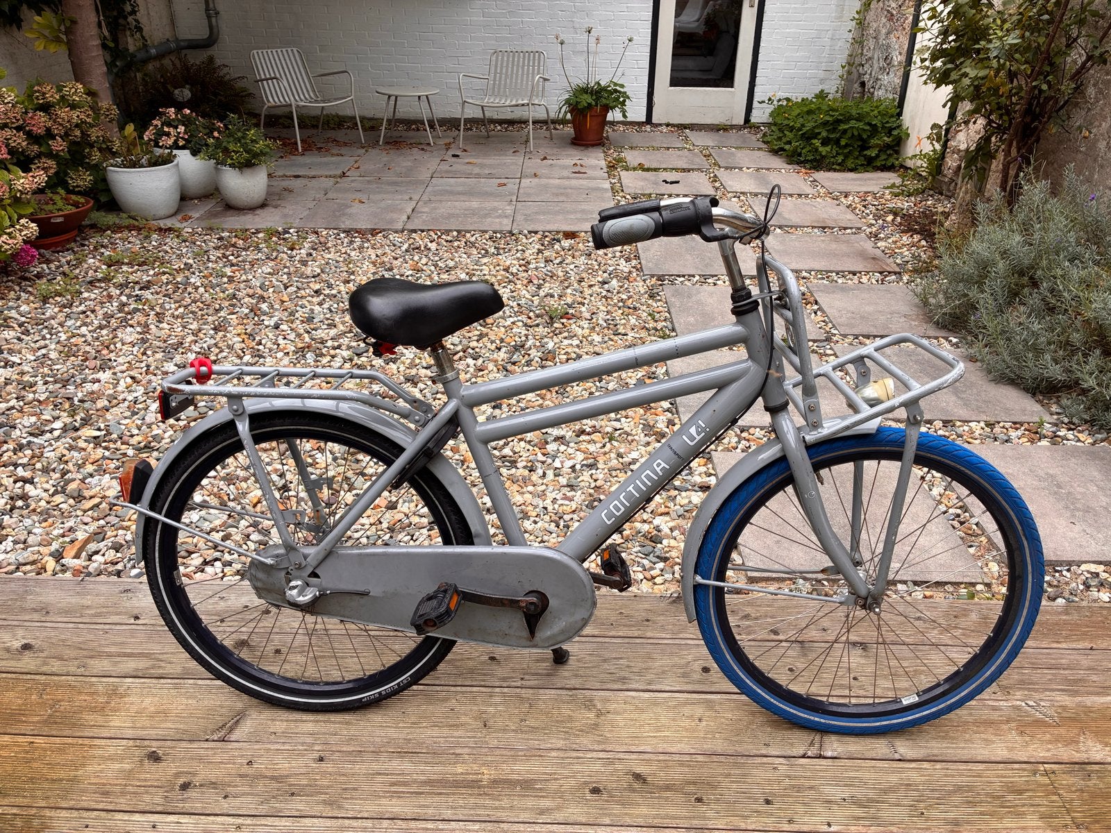 Cortina U4 Transportfiets - Grijs met blauwe banden