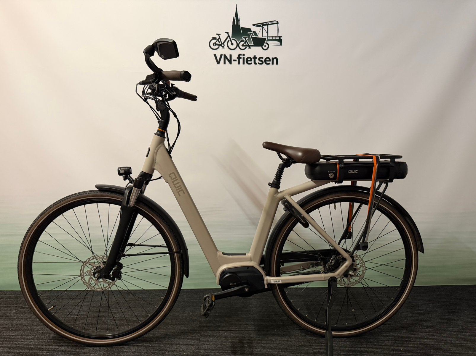 Topstaat Qwic elektrische MN7D+ Premium - 1109KM - 756WH !!, Ophalen, Qwic, Zo goed als nieuw, 47 tot 51 cm