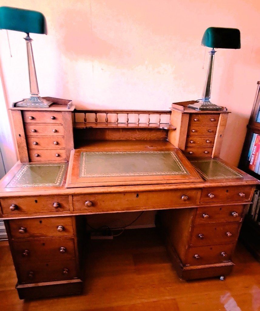 Uniek Antiek Eiken Dickens Bureau (ca. 1910) – Blikvanger!