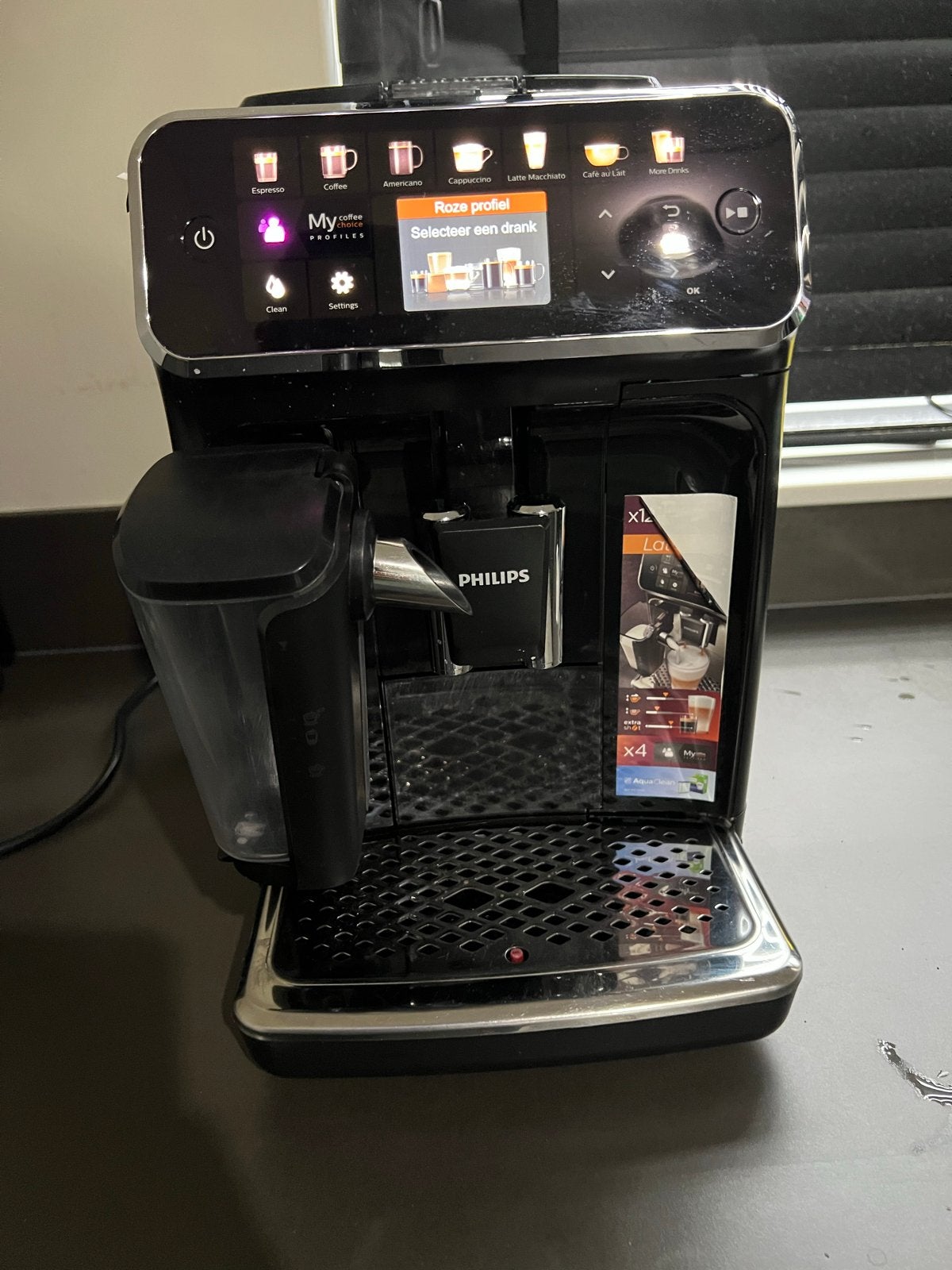 Philips LatteGo 5400 Koffiezetapparaat - Volautomatisch, Witgoed en Apparatuur, Koffiezetapparaten, Afneembaar waterreservoir