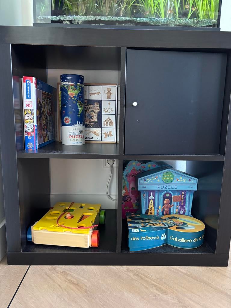 IKEA Kallax kast met vier vakken, zwart-bruin, Ophalen, Gebruikt