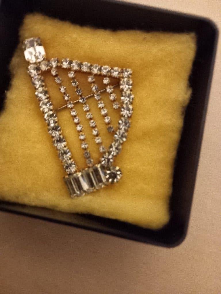 Swarovski Crystal Fairy Keltische harp broche, Met kristal, Overige materialen, Ophalen of Verzenden, Zo goed als nieuw