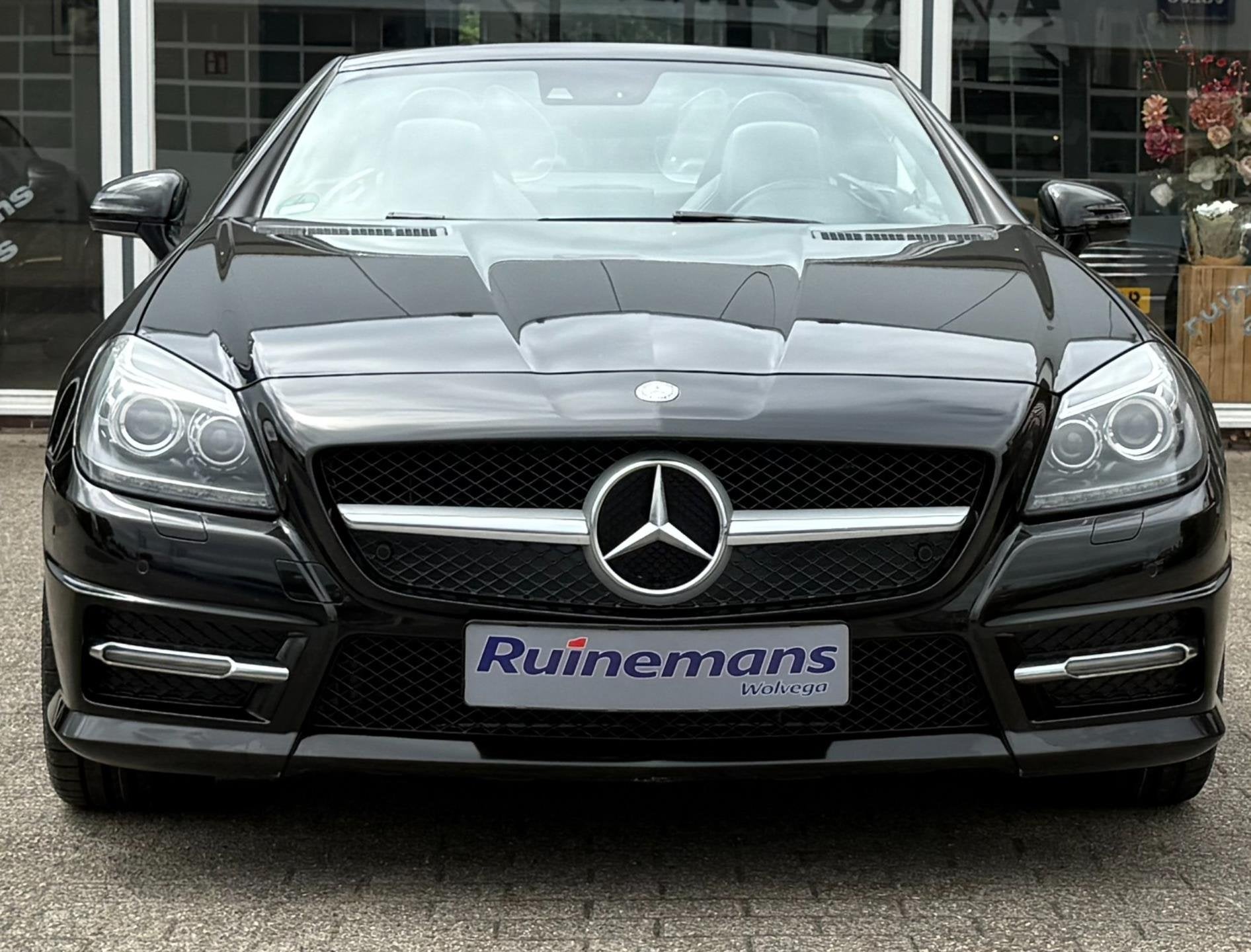 Mercedes-Benz SLK-klasse 350 AMG / HARMAN / ILS / AIRSCARF, Auto's, Automaat, Achterwielaandrijving, Zwart, Bedrijf