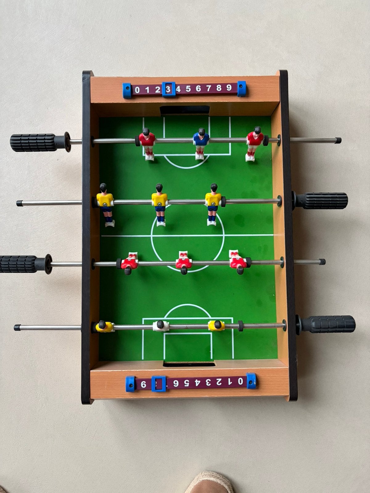 Klein voetbal spel voor bv. Op tafel., Ophalen, Zo goed als nieuw