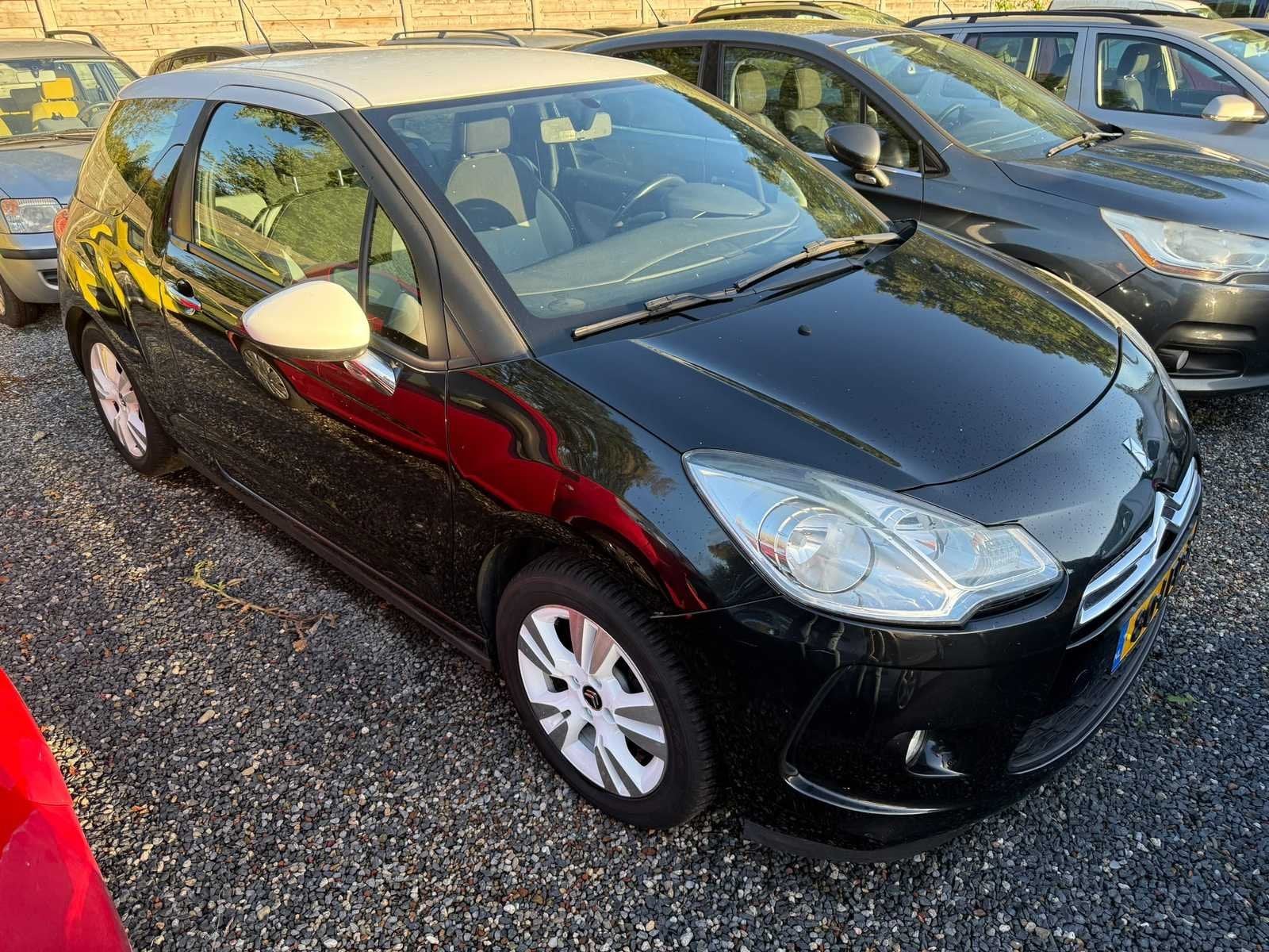 2010 Citroen DS3 1.4 Chic Personenauto, Auto's, Voorwielaandrijving, Euro 5, 4 cilinders, Zwart