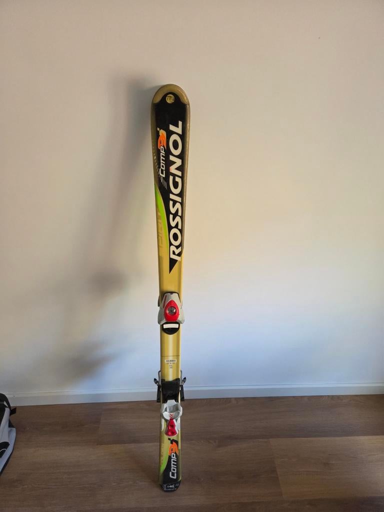 Rossignol Comp 9 Kinderski 140cm met Salomon bindingen, Sport en Fitness, Skiën en Langlaufen, Ophalen, Gebruikt, 100 tot 140 cm