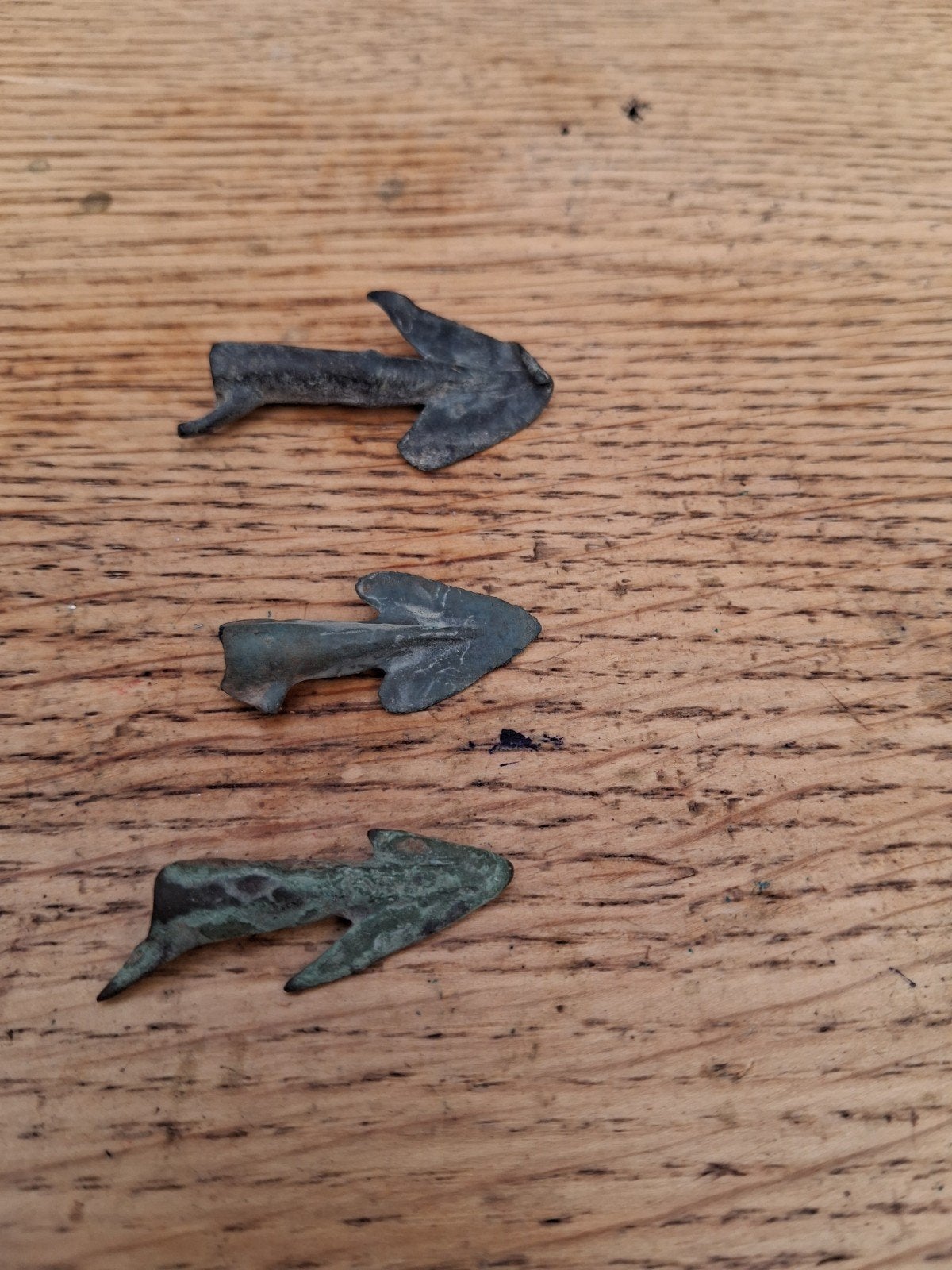 3 Bronstijd Pijlpunten - Bodemvondsten Ahrweiler Duitsland, Antiek en Kunst, Ophalen of Verzenden