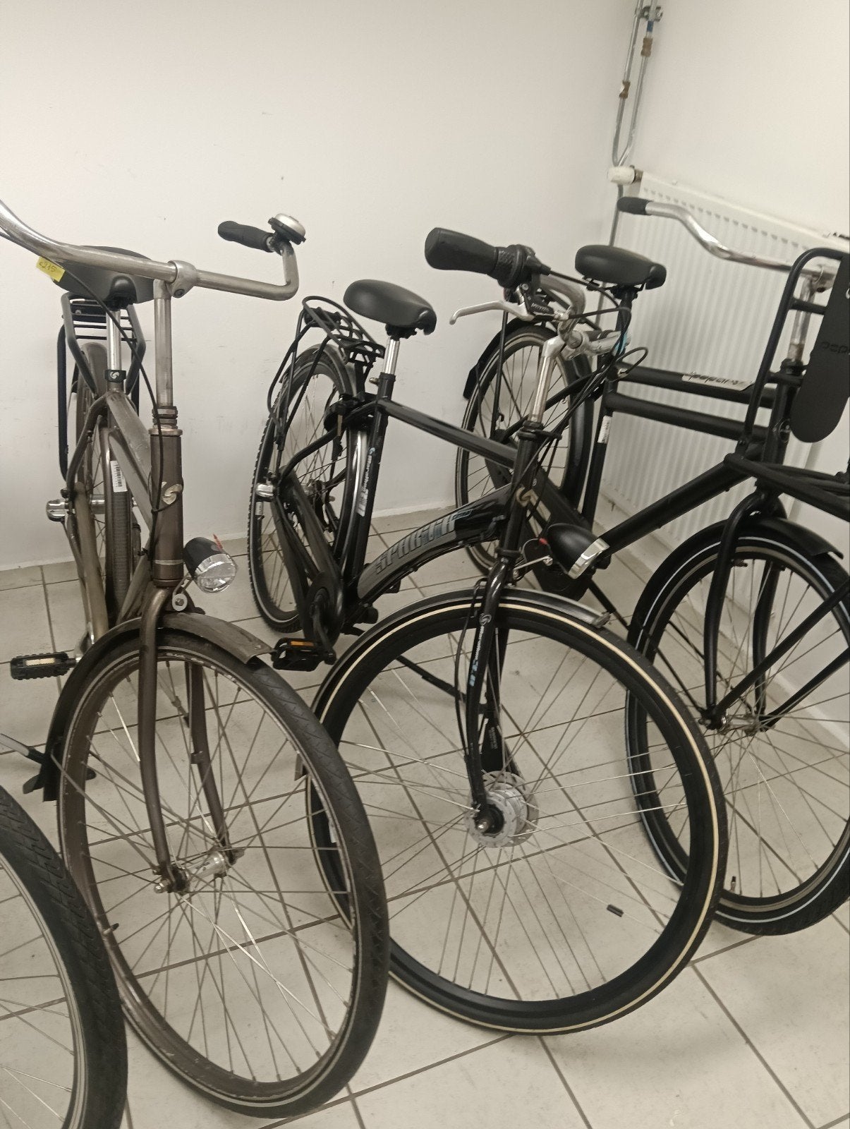 Foto 9 van van klein tot groot nieuw en tweedehands fietsen vanaf 100 e