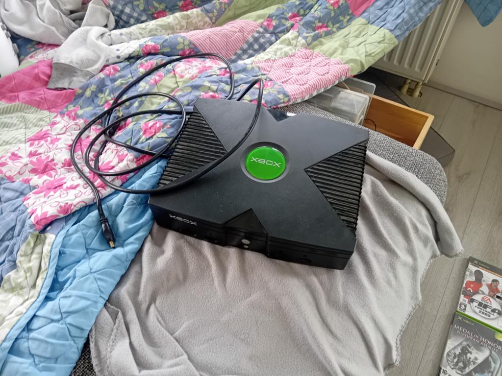 Xbox niet de juiste kabels niet hier te koop, Ophalen of Verzenden, Zonder controller