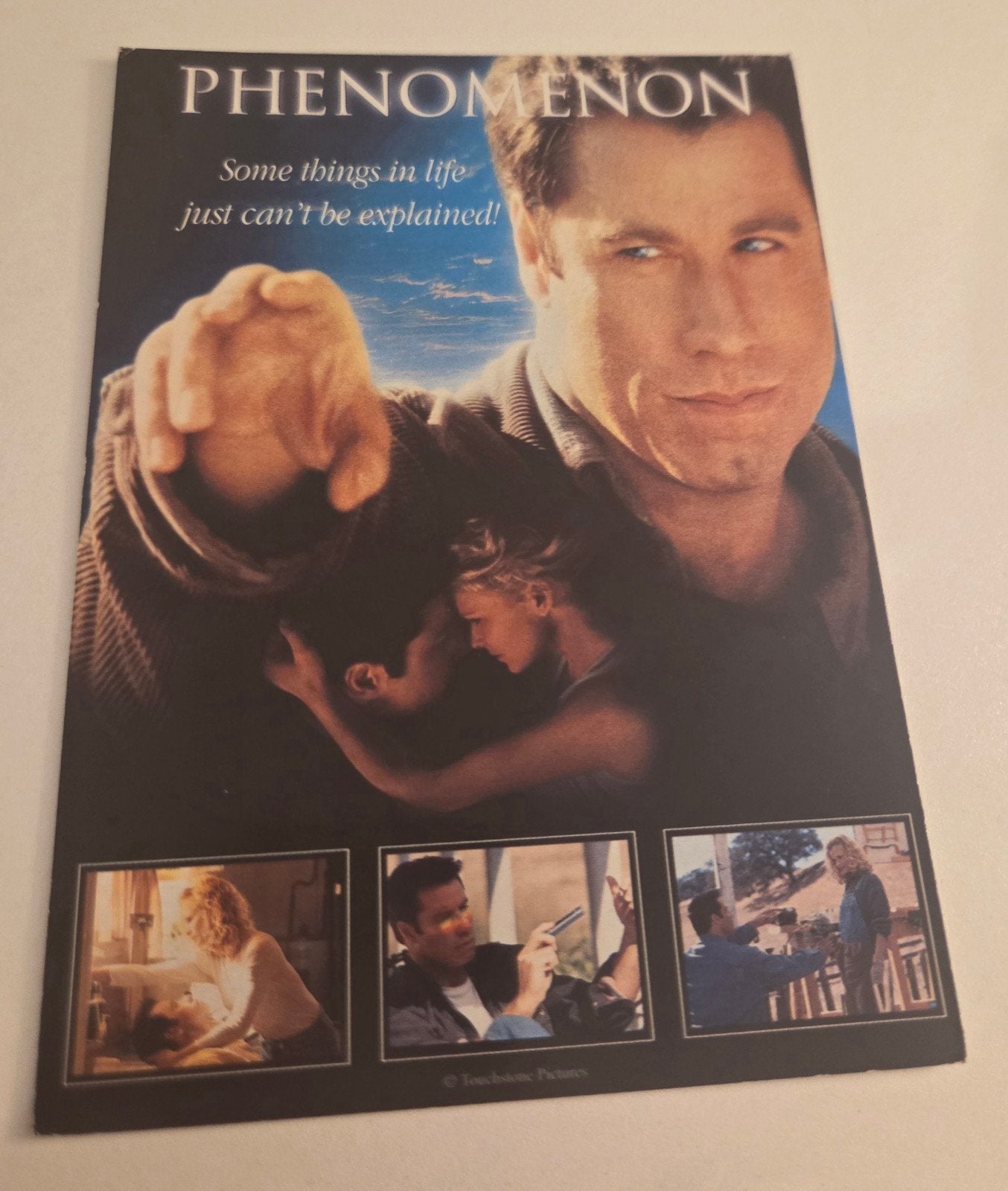 Phenomenon - John Travolta  - Eric Clapton, Verzamelen, Verzenden, 1980 tot heden, Ongelopen, Sterren en Beroemdheden