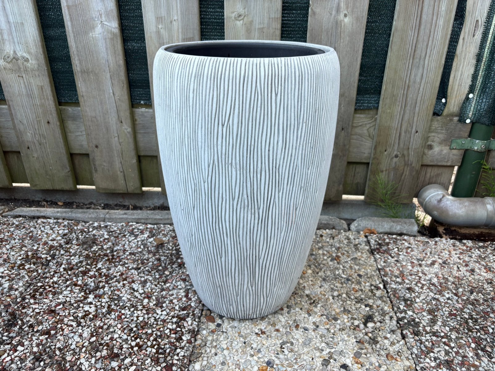 Bloempot Lichtgrijs Intratuin ZGAN, Tuin en Terras, Bloembakken en Plantenbakken, Ophalen, Kunststof, Minder dan 30 cm, Rond