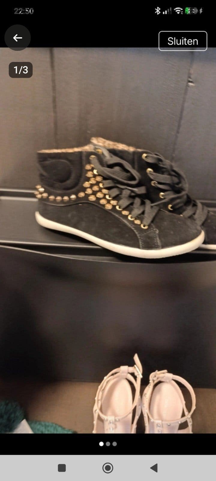 Zwarte sneakers maat 38 met gouden studs - Maat 38, Ophalen of Verzenden, Zo goed als nieuw, Zwart, Sneakers of Gympen