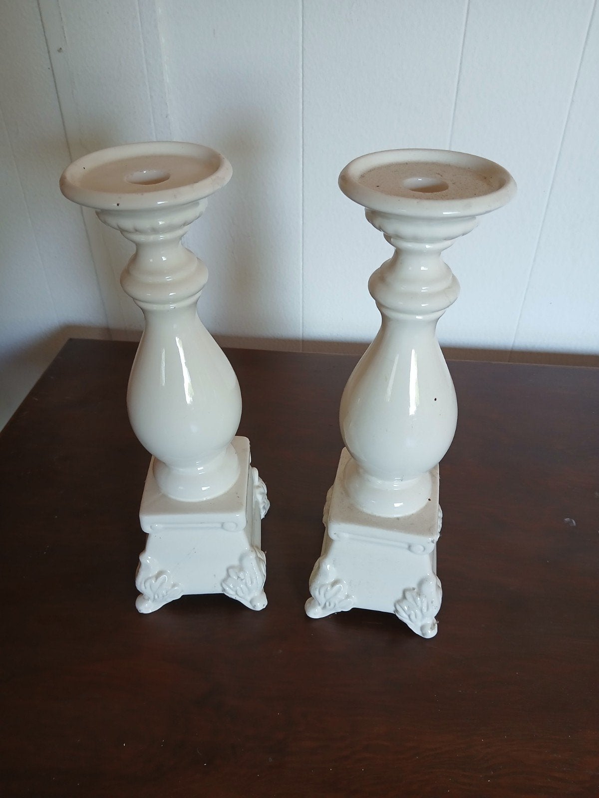 Set van 2 witte kandelaars - 30 cm hoog, Antiek en Kunst, Ophalen of Verzenden