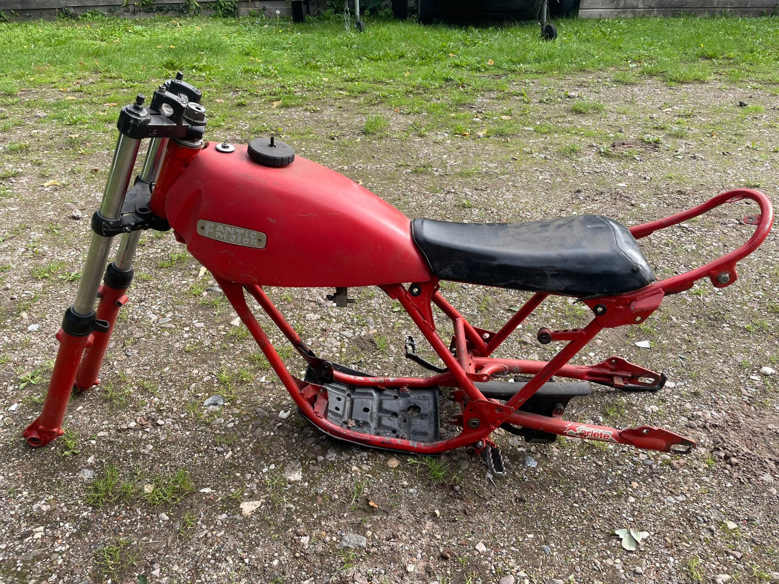 Fantic 125 trial frame + diverse onderdelen, Ophalen