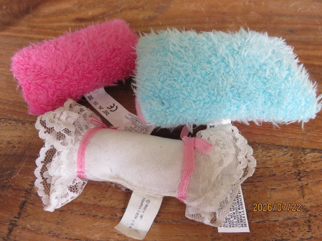 BARBIE KUSSENTJES EN ANDERE SPEELTJES, Verzenden, Gebruikt, Pop