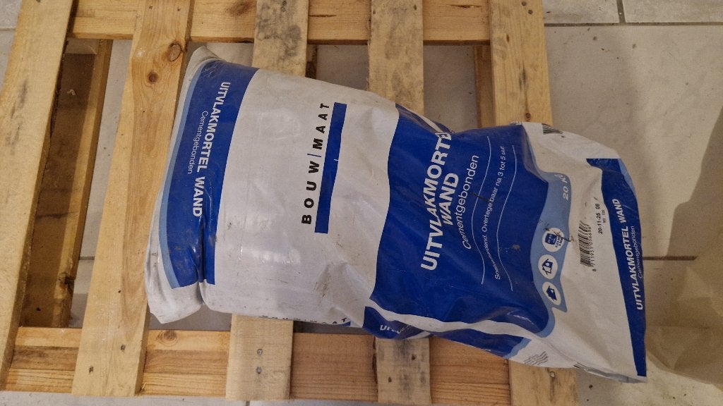 Uitvlakmortel cementgebonden, Ophalen, Nieuw