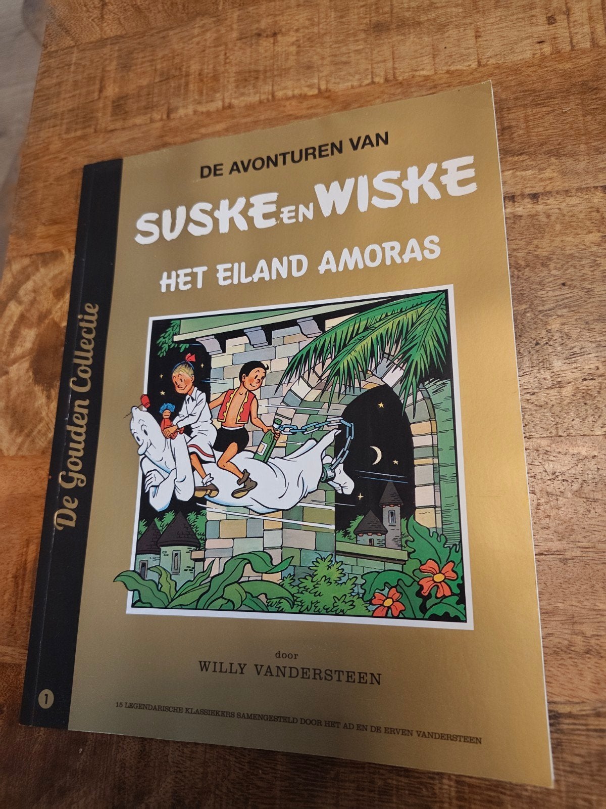 Suske en Wiske - Het Eiland Amoras (De Gouden Collectie), Boeken, Ophalen of Verzenden