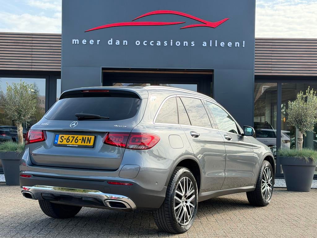 Mercedes-Benz GLC 300 e 4MATIC Pano-Trekhaak-360 (bj 2022), Gebruikt, 4 cilinders, 2000 kg, 120 €/maand
