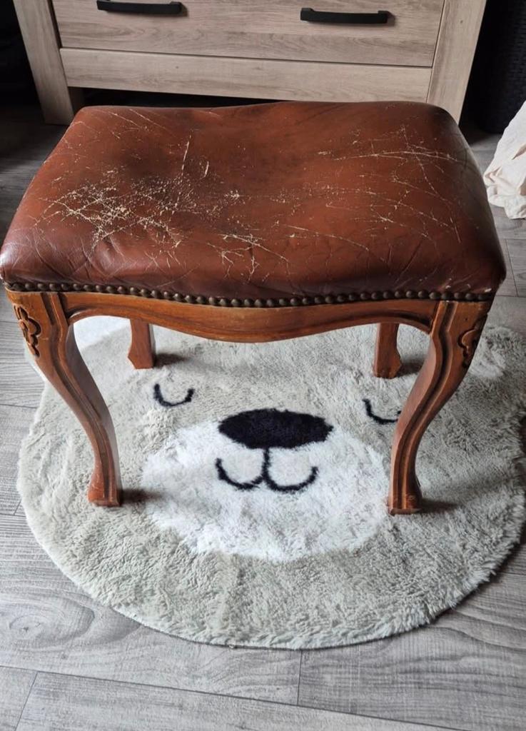 Oud bruin krukje - Decoratief en charmant, Huis en Inrichting, Krukjes, Ophalen, Gebruikt, Hout
