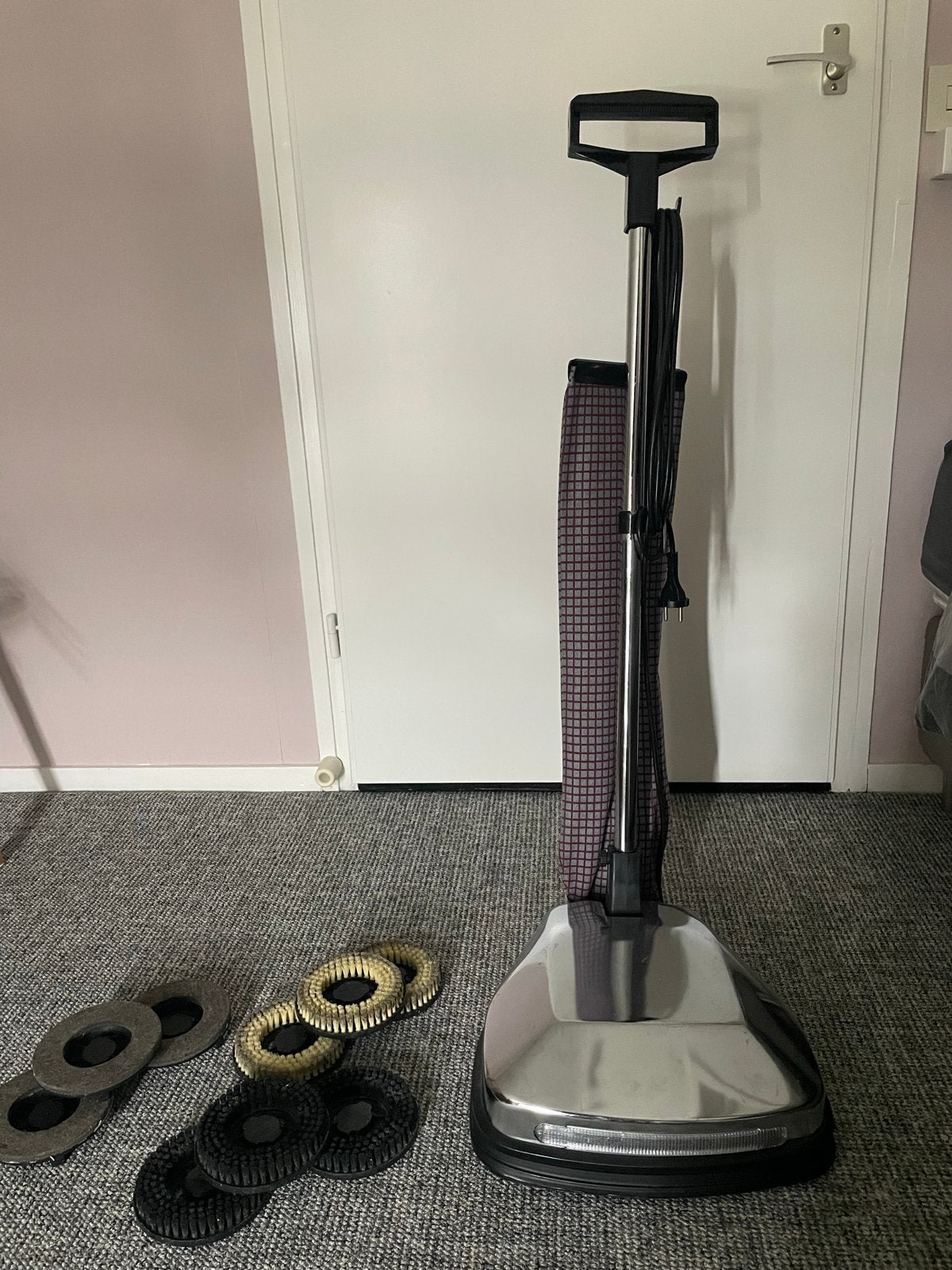 boenmachine voor parket en houten vloeren, Overige materialen, Gebruikt, 10 m² of meer, 10 tot 30 cm