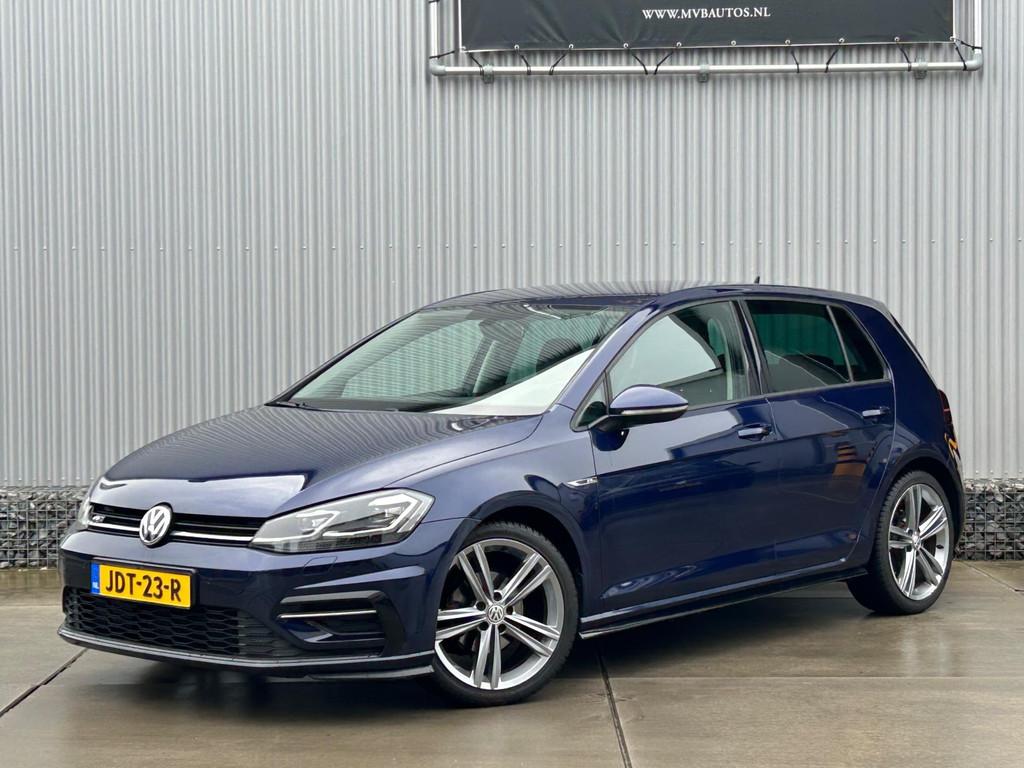 Volkswagen GOLF 1.0 TSI Highline R-line, DSG automaat, Carpl, Auto's, Volkswagen, Gebruikt, Automatische klimaatregeling, 1165 kg