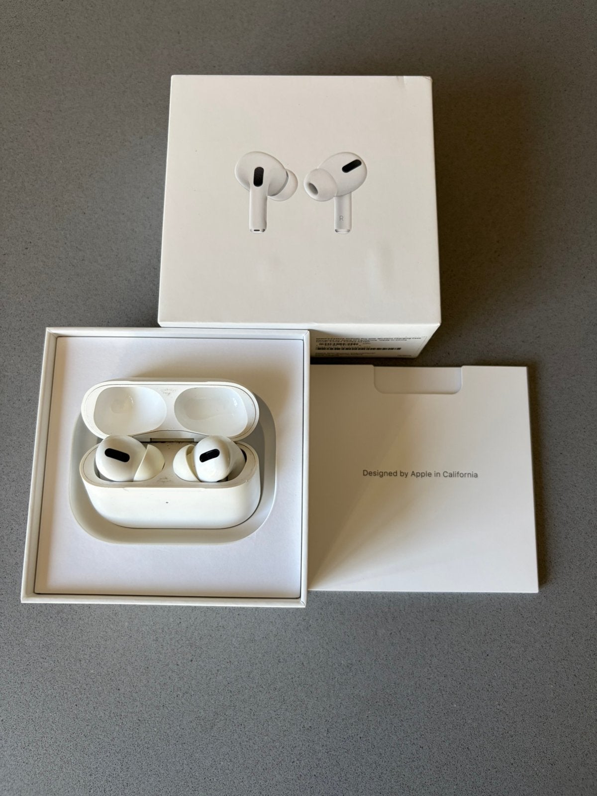 Apple Airpods Pro 1 Wireless Charging noise cancelling, Telecommunicatie, Mobiele telefoons | Oordopjes, Ophalen of Verzenden