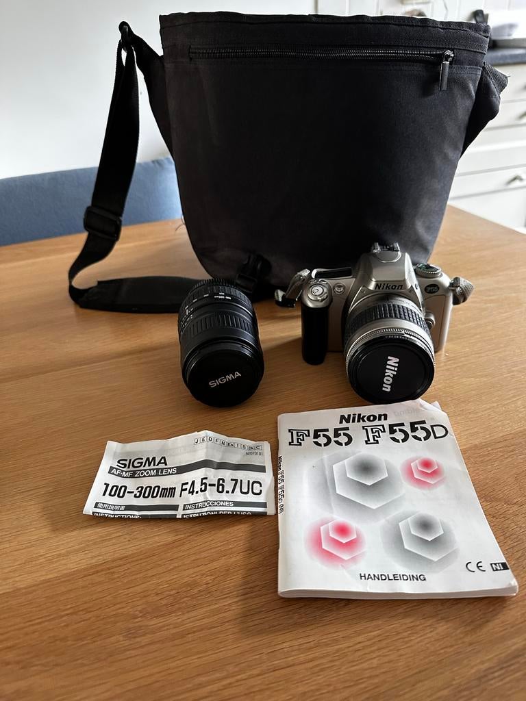 Nikon F55 spiegelreflexcamera met Sigma lens en tas, Ophalen of Verzenden, Gebruikt, Spiegelreflex, Nikon