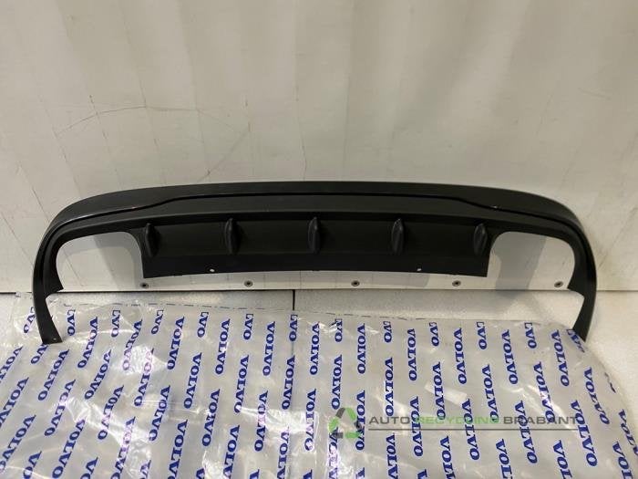 Diffuser achterbumper van een Volvo V40, Gebruikt, -, -, Ophalen of Verzenden