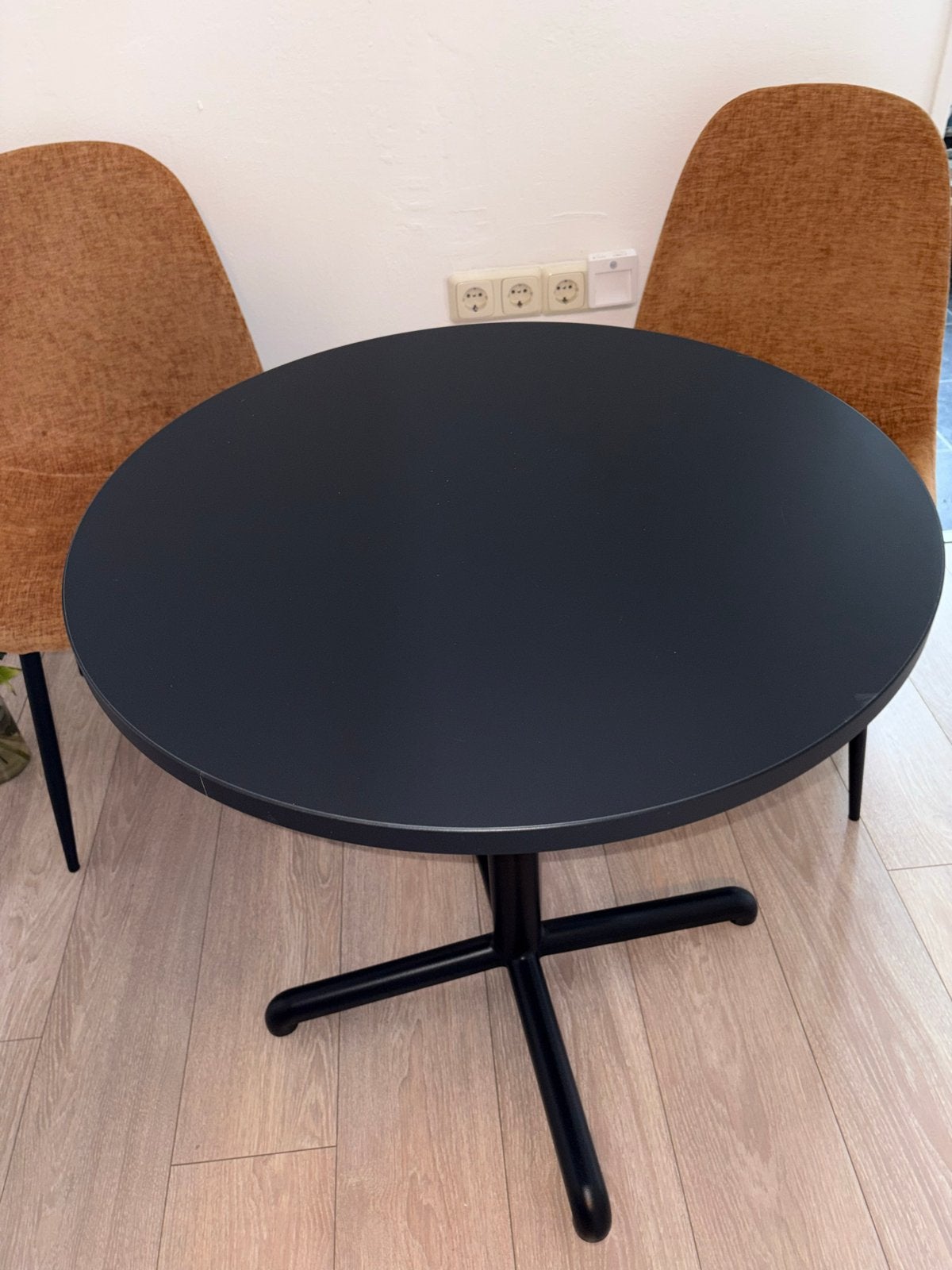 Kleine ronde bistro/eettafel 70cm - IKEA STENSELE, Ophalen, Gebruikt, Rond, Tot twee personen