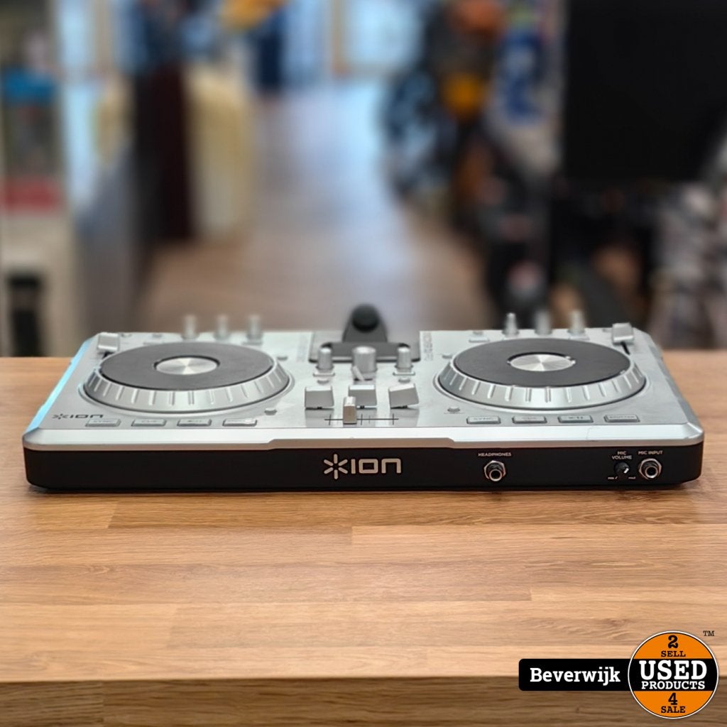 ION Discover DJ Pro Draaitfel - In Nette Staat, Muziek en Instrumenten, Dj-sets en Draaitafels, ION, Gebruikt, Support@ion.com