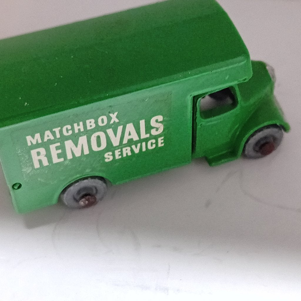 LESNEY VERHUISWAGEN, Verzenden, Gebruikt, Auto