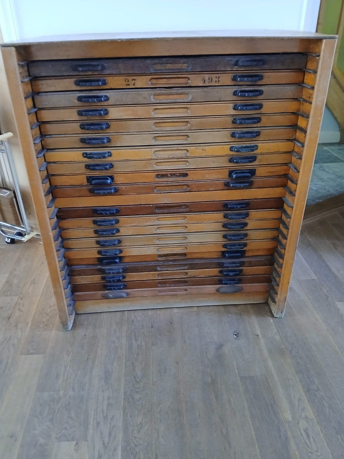 Stoere  authentieke letterkast 92 b x 65 d x 103 h., Ophalen, Gebruikt, Eenpersoons