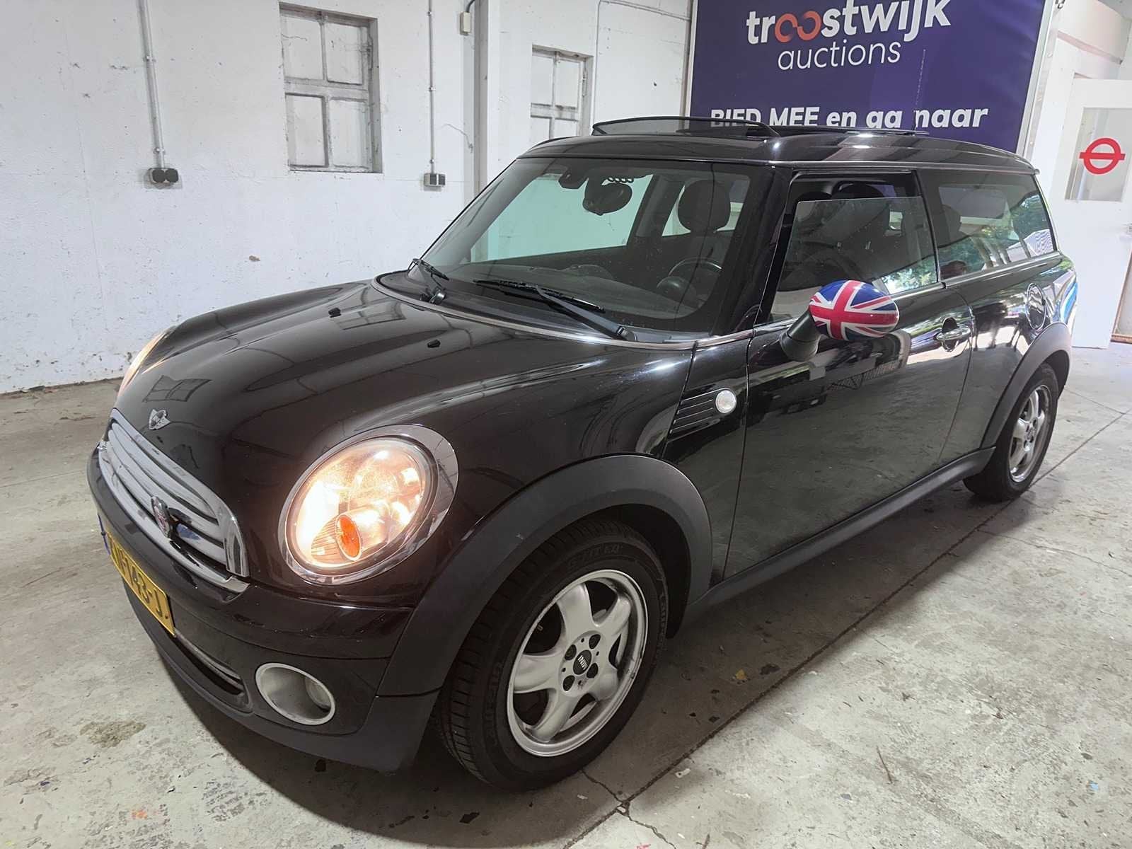 MINI - Clubman - 1.6 One White&Black - KN-143-J- 2010, Auto's, Mini, Euro 5, Clubman, 40 €/maand, Gebruikt